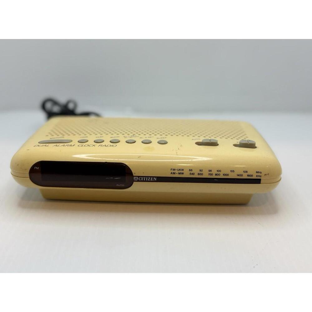 VINTAGE RARE CITIZEN BEDSIDE ALARM CLOCK RADIO RARE - Picture 3 of 12